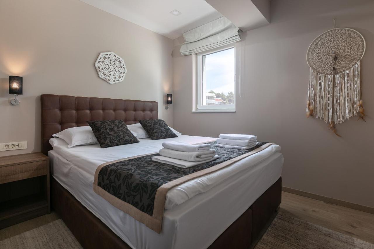 Apartman Bella มาคาร์สกา ภายนอก รูปภาพ